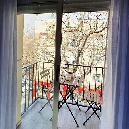 Memphis Design Apartamento *